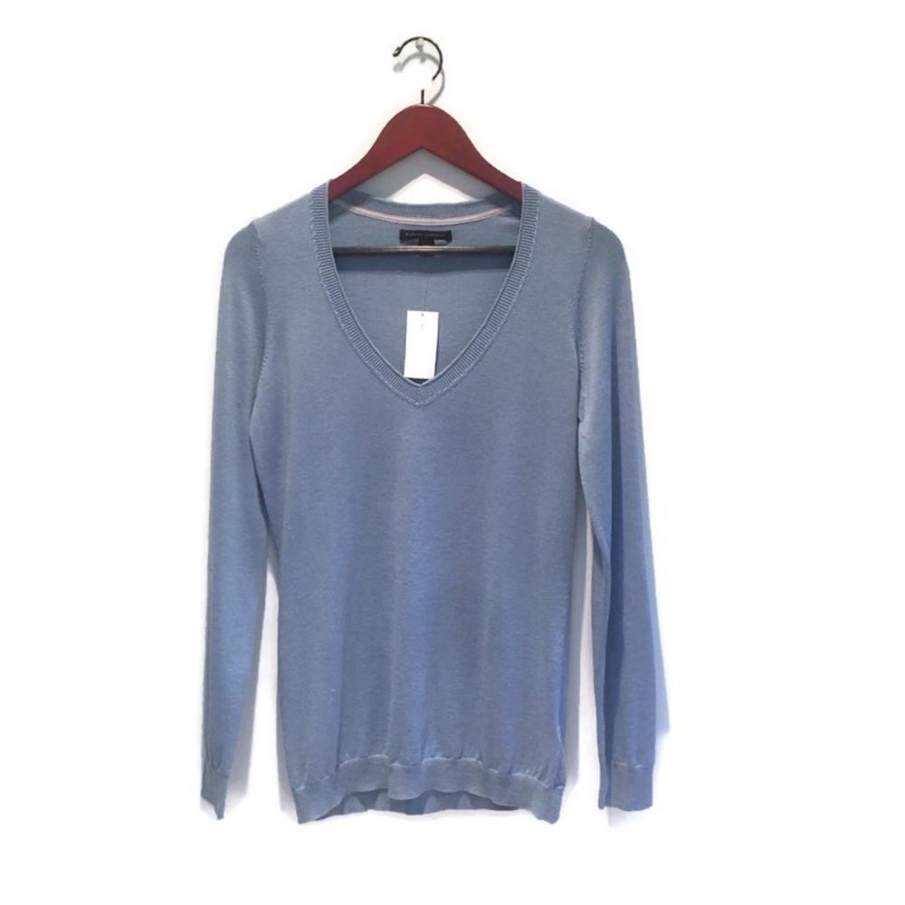 NWT Banana Republic V-neck sweater silk, Medium